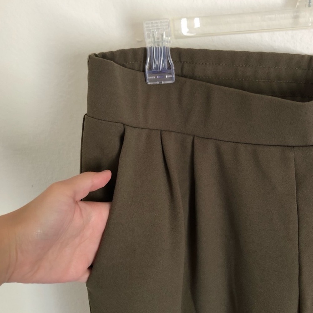 Shinestar Woman’s Tan Tailored Khaki Pleated Dress Pants Elastic Waist Band - Picture 10 of 15